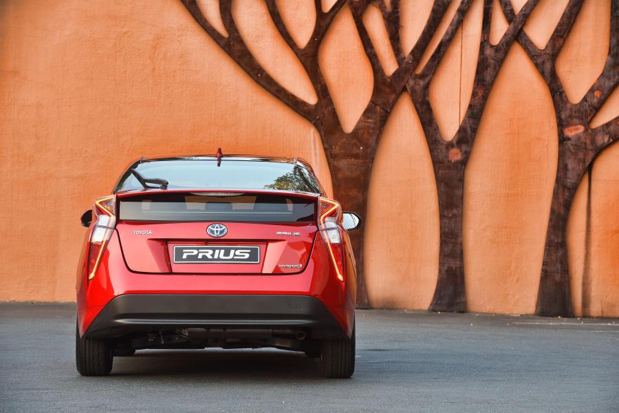  Toyota Prius 2016 года  (ZA) (фото 8 из 30)